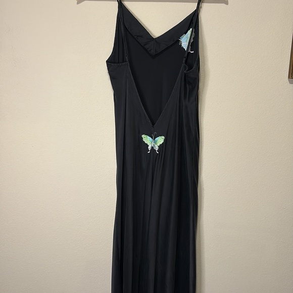 Victoria's Secret RARE Vintage Black Silk Slip Size Medium - Picture 9 of 17
